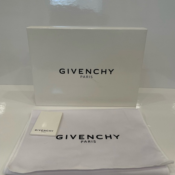 Givenchy leopard print envelope clutch - Picture 7 of 9